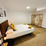 Appartement Modern Duplex With Ac, 4 Pax Alicante