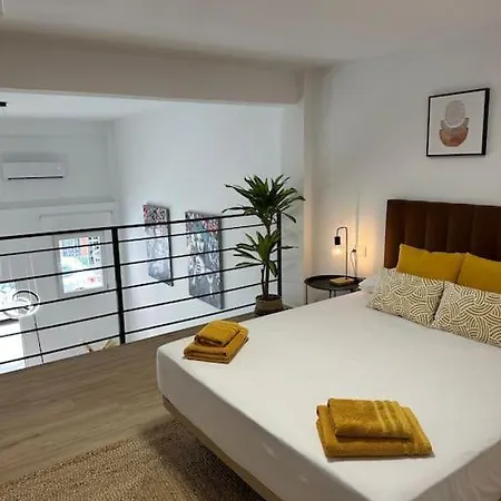 Modern Duplex With Ac, 4 Pax Apartman Alicante