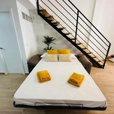 Modern Duplex With Ac, 4 Pax Alicante