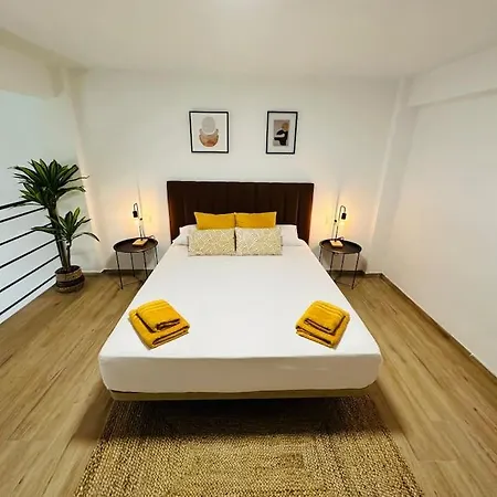 Modern Duplex With Ac, 4 Pax * Alicante
