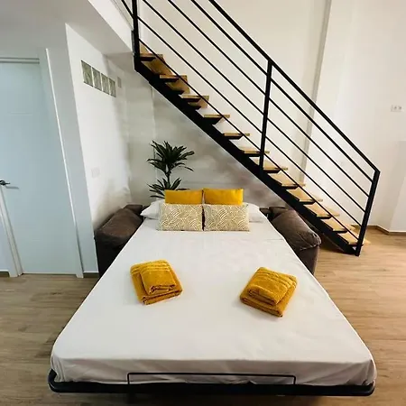 Modern Duplex With Ac, 4 Pax Appartement *