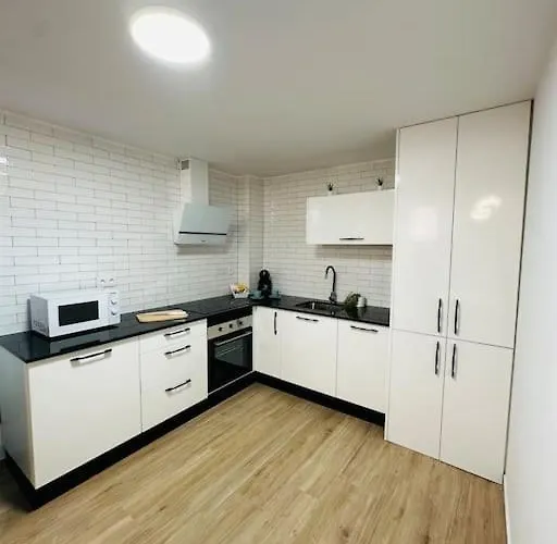 Modern Duplex With Ac, 4 Pax * Alicante